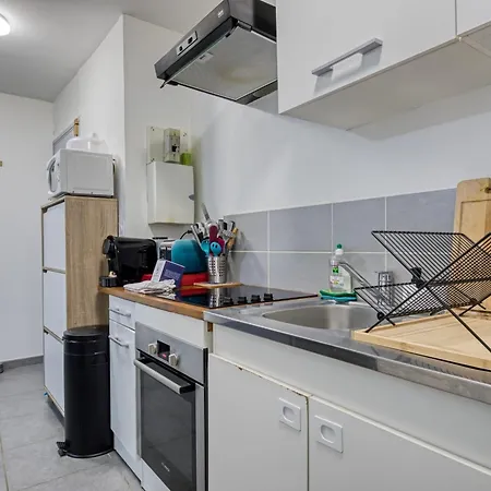 Rod Attractive F2 With Patio On Place Saint Marc In Apartment